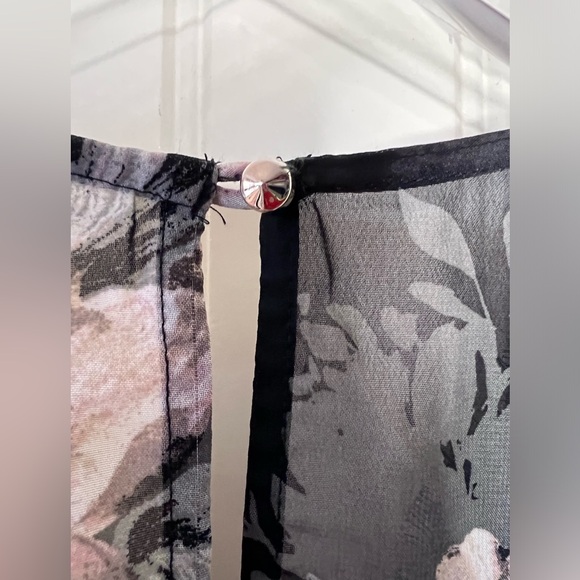 New Forever 21 Long Robe Dress Floral Black & Pink Rose Print, Open Back, Sz S - Picture 11 of 11